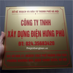 biển mica tên công ty nhũ đồng