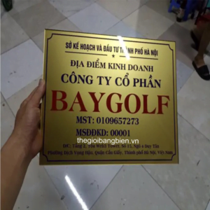 biển mica tên công ty nhũ đồng đẳng cấp