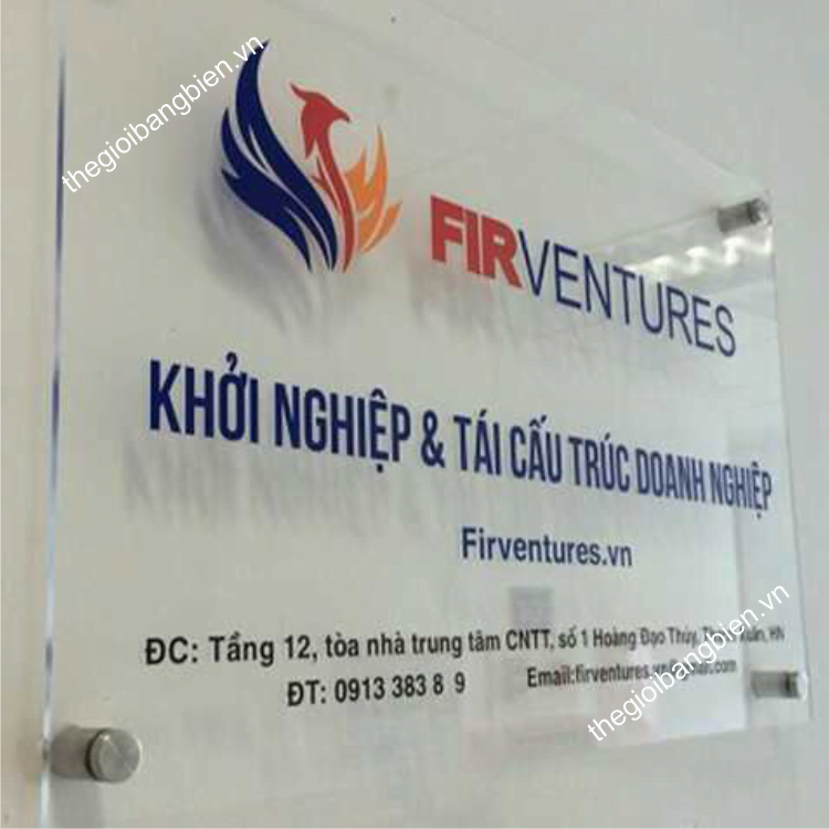 biển tên công ty bắt trụ kính đẹp
