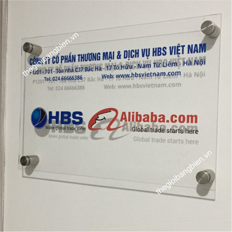 biển tên công ty bắt vít cách tường sang trọng