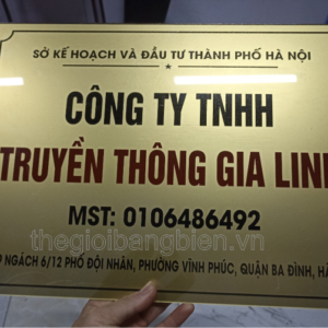 mẫu biển mica công ty