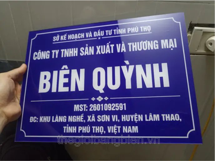 mẫu biển tên công ty mica