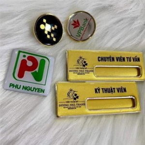 thẻ tên nhân viên thay đổi nội dung nhân viên sang trọng