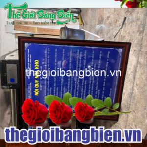 lắp đặt biển nội quy công ty sang trọng