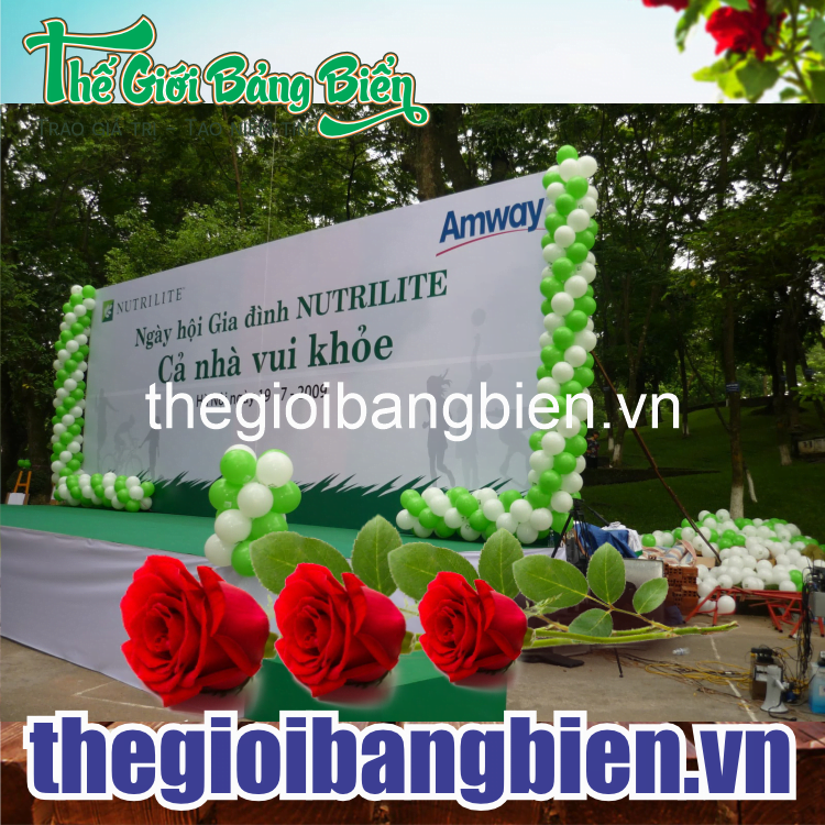 thi công biển bạt sân khấu sang trọng