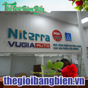 thiết kế backdrop văn phòng sang trọng