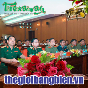 biển chức danh mica quân đội giá rẻ