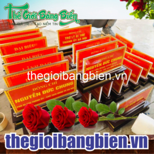 biển tên chức danh mica