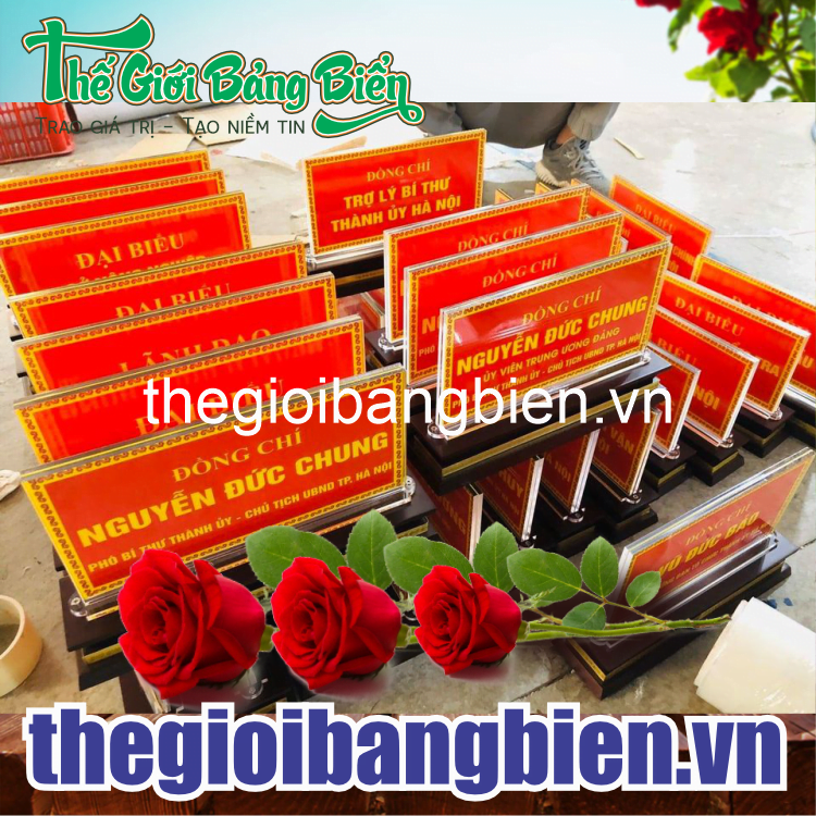 biển tên chức danh mica