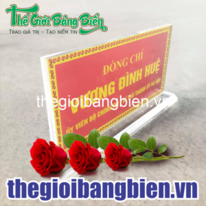 mẫu biển tên chức danh mica