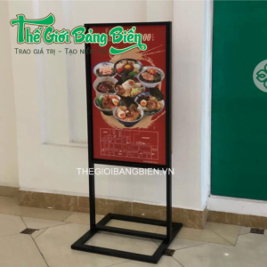 thiết kế standee formex khung sắt giá rẻ