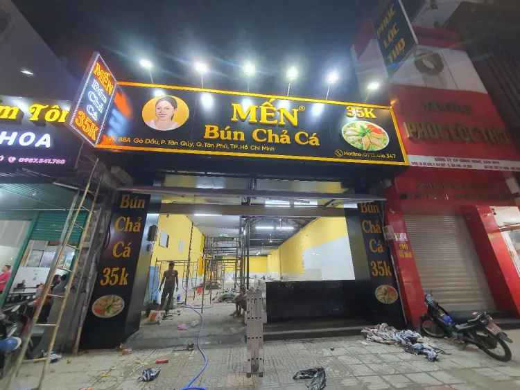 lắp đặt biển quảng cáo đẹp
